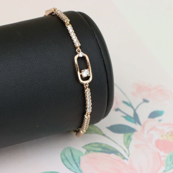 "Elegant Rose Gold Bracelet with Sparkling Center Oval Charm, XPBL0913 - Picture 9 of 13